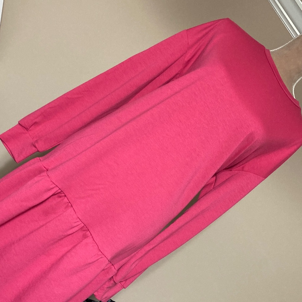 ⭐️⭐️ Vibrant Pink Long Sleeve Sweatshirt Dress - size XL / 2X